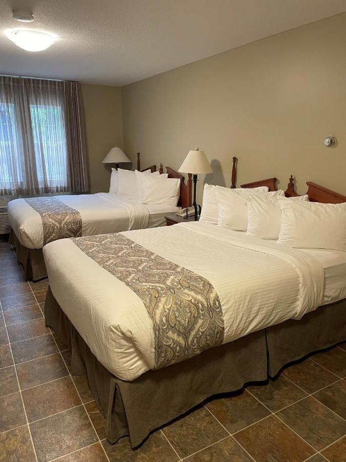 Village Creek Country Inn Westerose Экстерьер фото