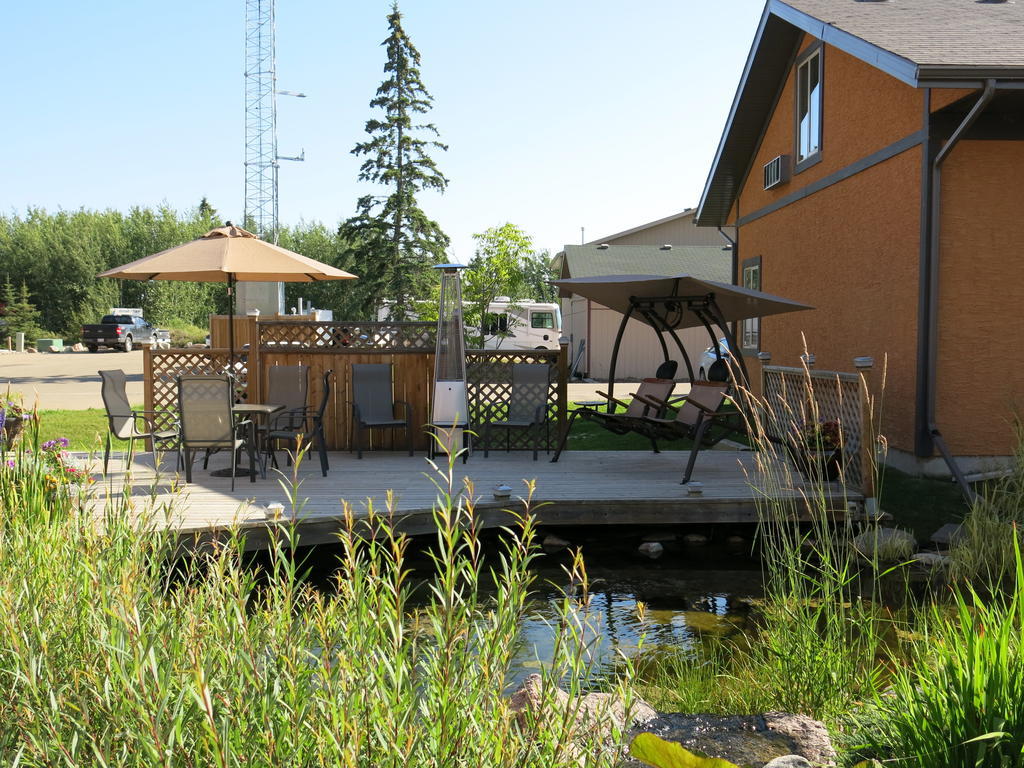 Village Creek Country Inn Westerose Экстерьер фото
