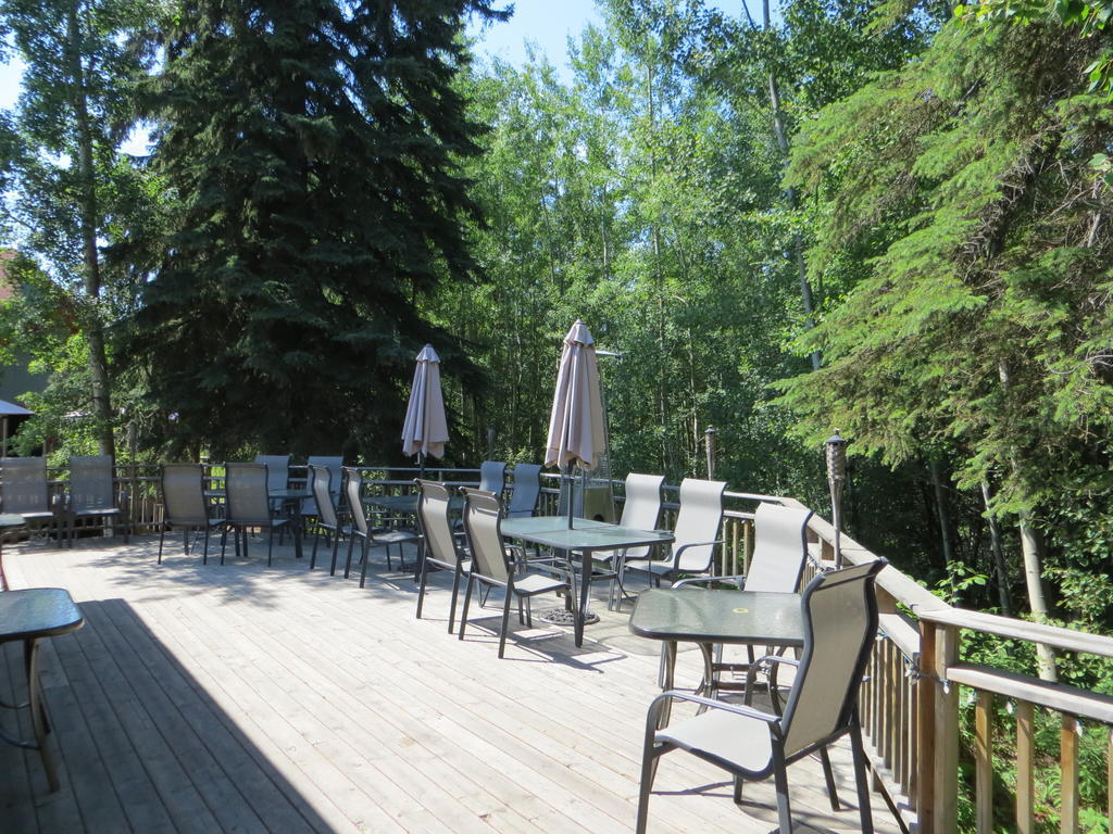 Village Creek Country Inn Westerose Экстерьер фото