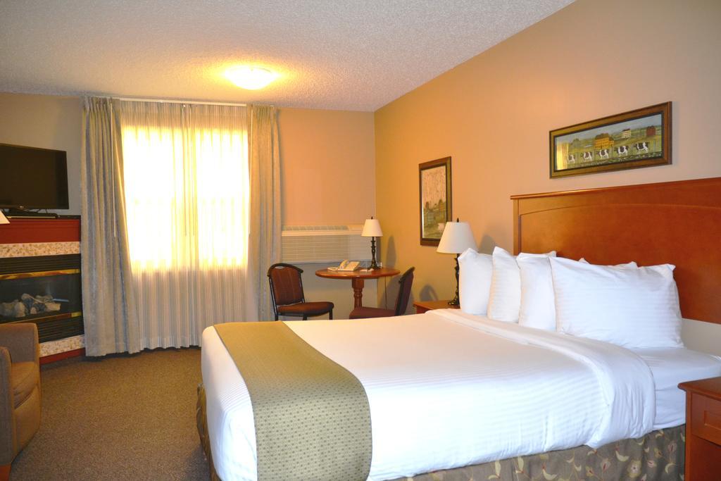 Village Creek Country Inn Westerose Экстерьер фото