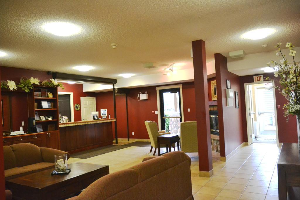 Village Creek Country Inn Westerose Экстерьер фото