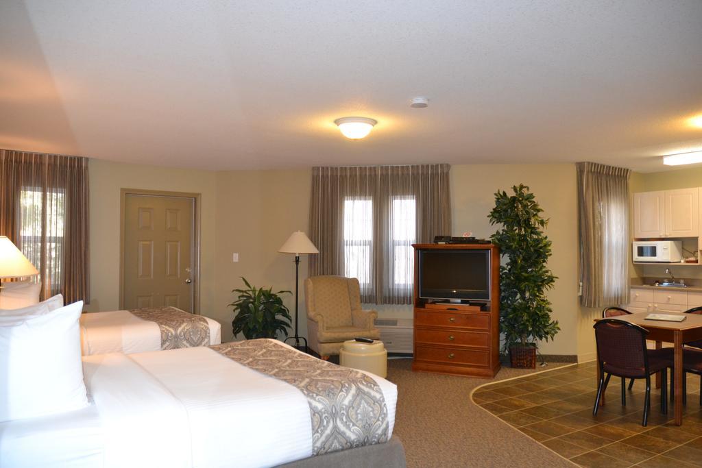Village Creek Country Inn Westerose Экстерьер фото